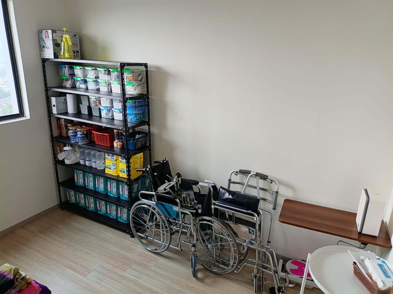 Specialised care support photo 3